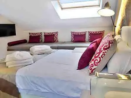 Гостевой дом Charm By Yoursporto 4*